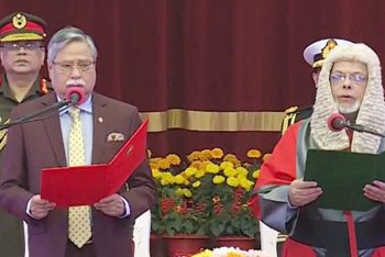 শপথ নিলেন নতুন প্রধান বিচারপতি