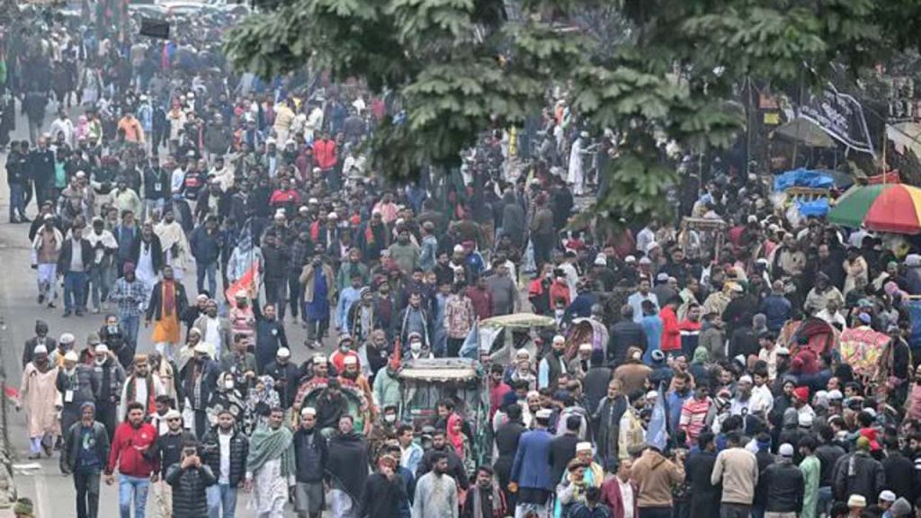 খালেদা জিয়াকে শেষ বিদায় জানাতে মানুষের ঢল, ২৭ প্লাটুন বিজিবি মোতায়েন