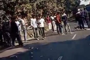 কুষ্টিয়ায় কাভার্ডভ্যানের চাপায় ২ পুলিশ সদস্য নিহত