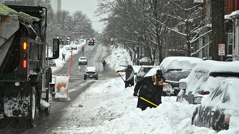 তীব্র শীত ও তুষারঝড়ে বিপর্যস্ত যুক্তরাষ্ট্র, ২০ জনের মৃত্যু