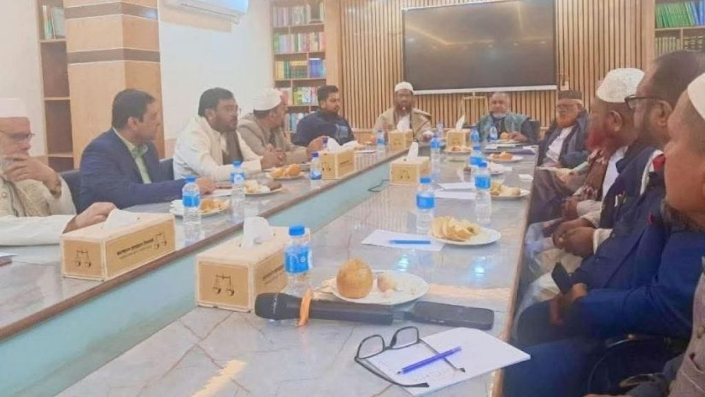 ১০ দলের বৈঠক চলছে, নেই ইসলামী আন্দোলন