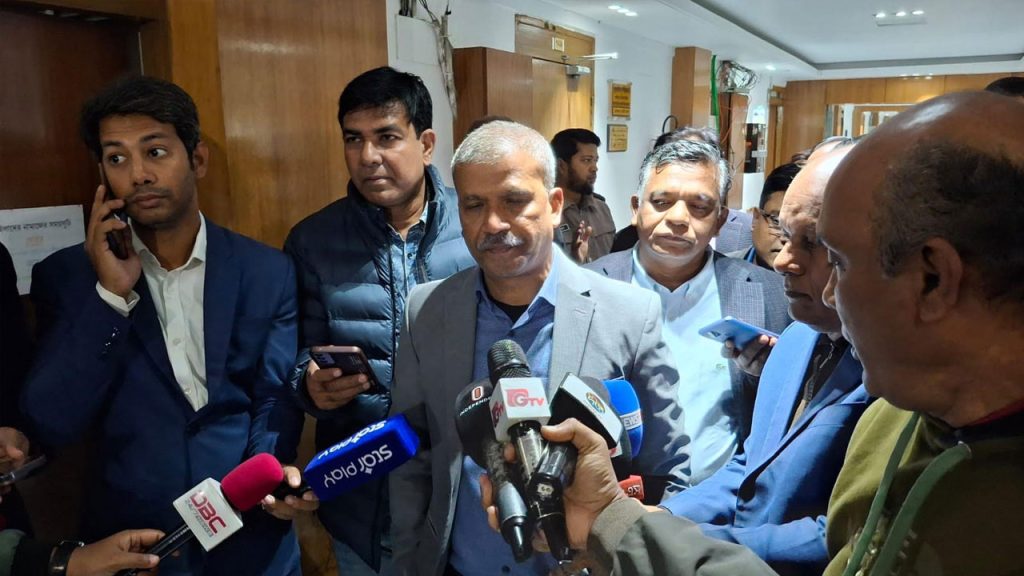 ভারতে খেলতে না যাওয়ার বিষয়ে অনড় বাংলাদেশ