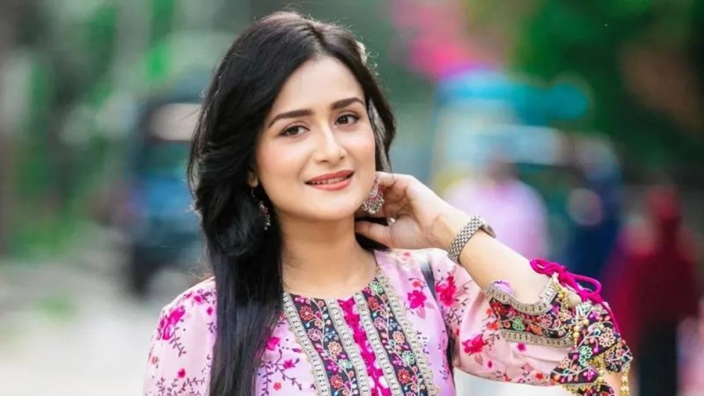 কন্যা সন্তানের মা হলেন মডেল নাদিয়া