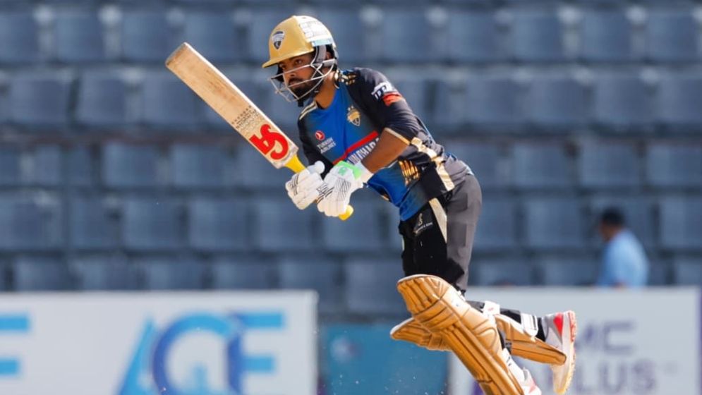 সেঞ্চুরি হলো না হৃদয়ের