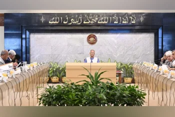 বেতন বাড়ানোর প্রস্তাবে উপদেষ্টাদের অসন্তোষ