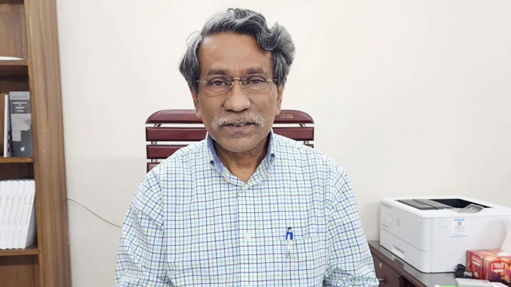 হ্যাঁ ভোটের প্রচার করতে পারবেন সরকারি চাকরিজীবীরা : আলী রীয়াজ