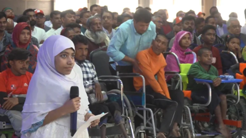 বগুড়ায় তারেক রহমানকে গান শোনাল প্রতিবন্ধী শিশুরা