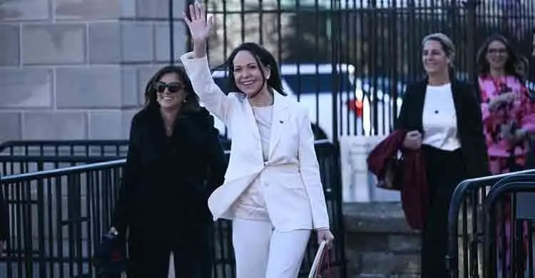 নিজের নোবেল দিয়েও ট্রাম্পের সমর্থন পেলেন না মাচাদো