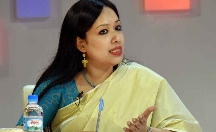 এখন শুনতে হয় ধানই নাকি খেজুর গাছ: রুমিন ফারহানা