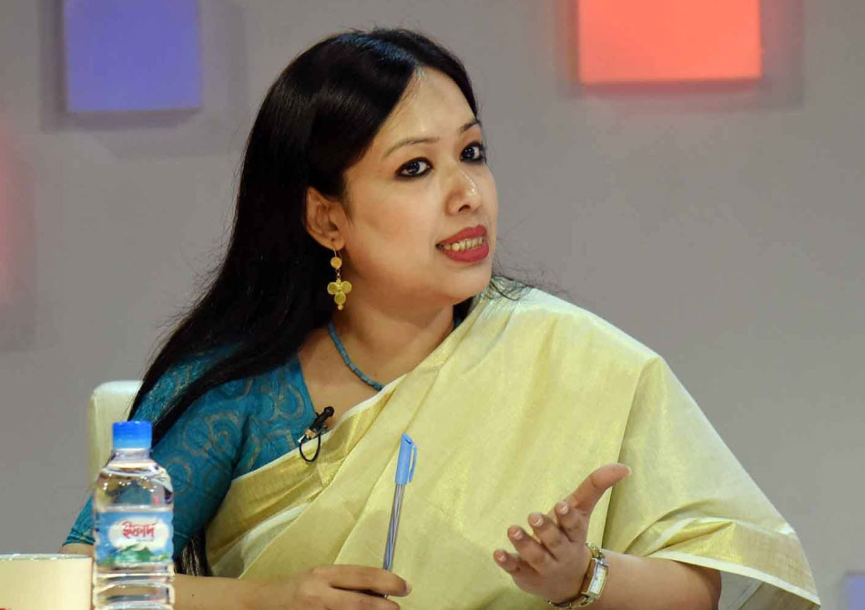 এখন শুনতে হয় ধানই নাকি খেজুর গাছ: রুমিন ফারহানা