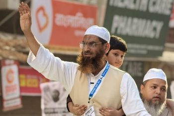 ৮৫টি কেন্দ্রে এগিয়ে মামুনুল হক