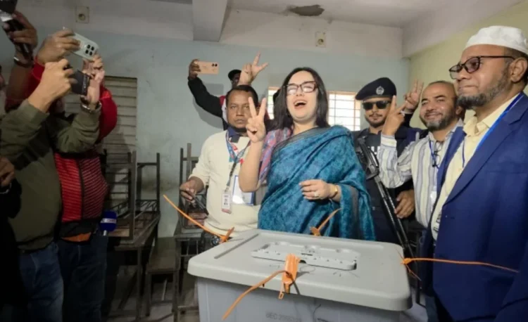 প্রায় ১০ হাজার ভোটে এগিয়ে রুমিন ফারহানা
