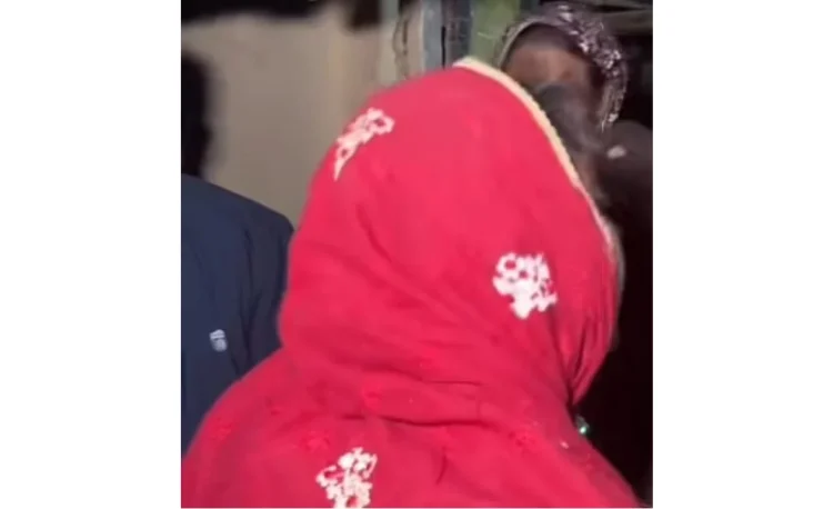 ভোট দেয়ায় বউ তালাক