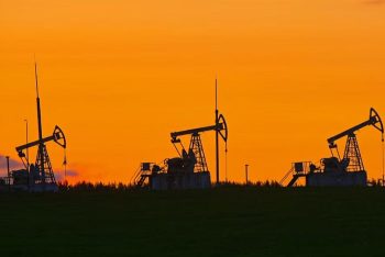 বিশ্ববাজারে আবারও বাড়ল জ্বালানি তেলের দাম