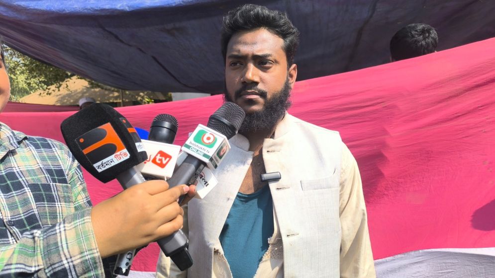 নাঙ্গলকোটে ‘জালভোটে’ বাধা দেওয়ায় জামায়াতের এজেন্টকে মারধর