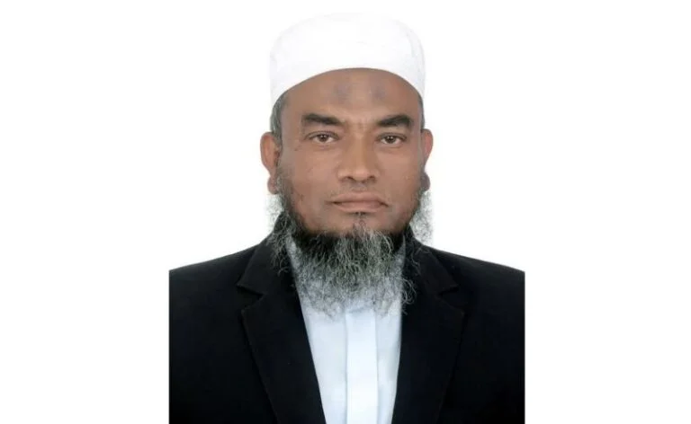 মসজিদের মিম্বর থেকে জাতীয় সংসদে মুফতি আবুল হাসান