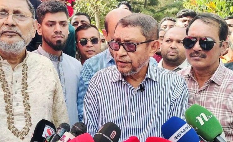 চিকিৎসাসেবা মানুষের দোরগোড়ায় পৌঁছে দেওয়া হবে: স্বাস্থ্যমন্ত্রী