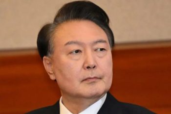 দক্ষিণ কোরিয়ার সাবেক প্রেসিডেন্টের যাবজ্জীবন কারাদণ্ড