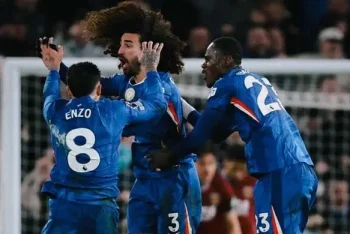 রোমাঞ্চকর ম্যাচে চেলসির জয়