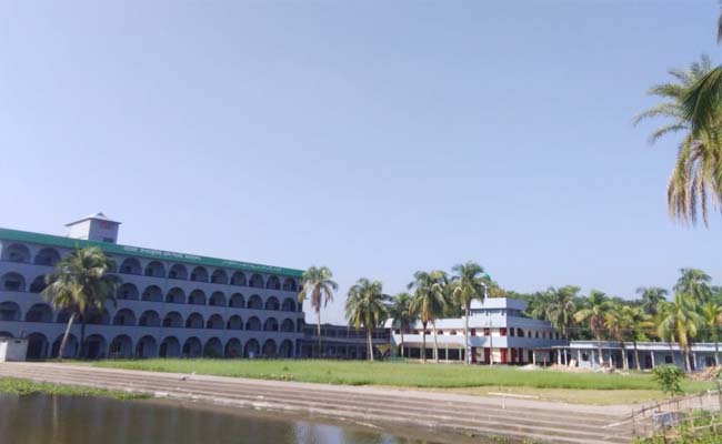 হাইআতুল উলইয়ায় সিলেট বিভাগে জামেয়া রেঙ্গার শ্রেষ্ঠত্ব: মেধাতালিকায় ৩ জন